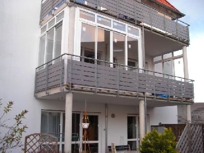 http://www.albrechtmetallbau.de//inc/pixlie/cache/vs_Balkonverglasungen_bild85.jpg