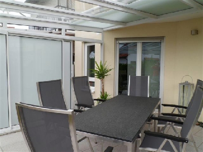 http://www.albrechtmetallbau.de//inc/pixlie/cache/vs_Faltwaende_bild74.jpg