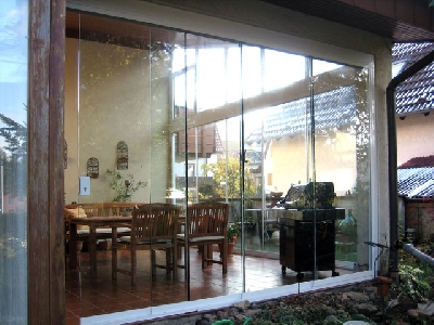 http://www.albrechtmetallbau.de//inc/pixlie/cache/vs_Ganzglasschiebewaende_bild79.jpg