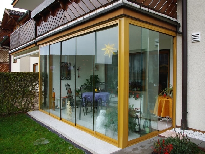 http://www.albrechtmetallbau.de//inc/pixlie/cache/vs_Ganzglasschiebewaende_bild85.jpg