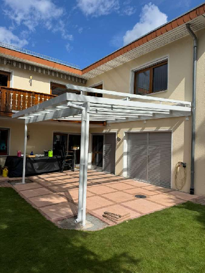 http://www.albrechtmetallbau.de//inc/pixlie/cache/vs_Terrassendaecher_009_2026.jpg