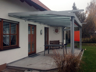 http://www.albrechtmetallbau.de//inc/pixlie/cache/vs_Terrassendaecher_bild18_b.jpg